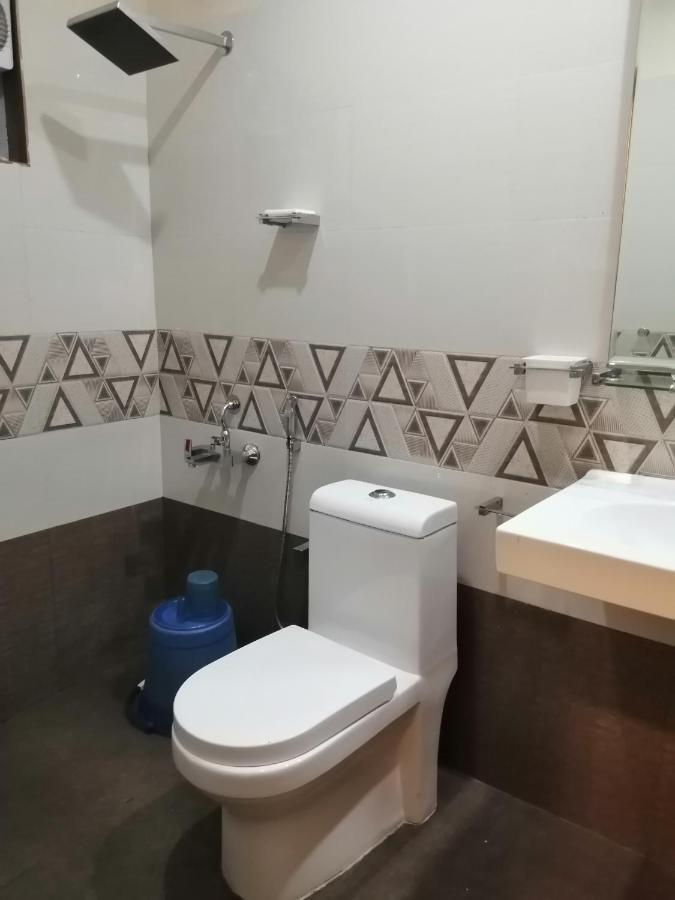 Lumino Dwellings Hotel Мунар Екстериор снимка